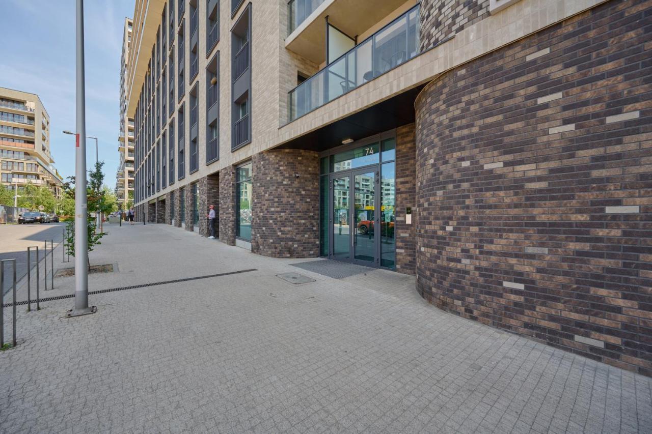 Cosy With Access To Gym And Area By Renters